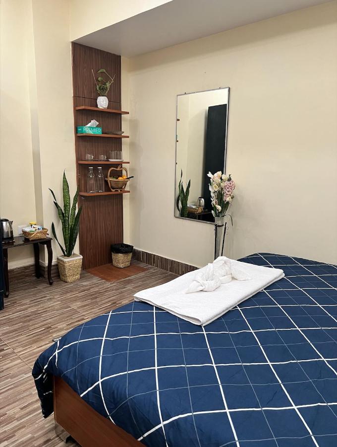 Iranyai Homestay Imphal Ngoại thất bức ảnh